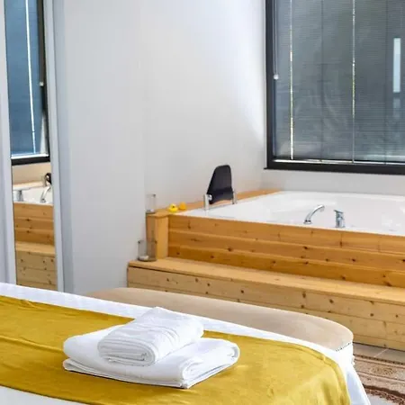 Villa Doga Icerisinde Lueks Rose Kaş