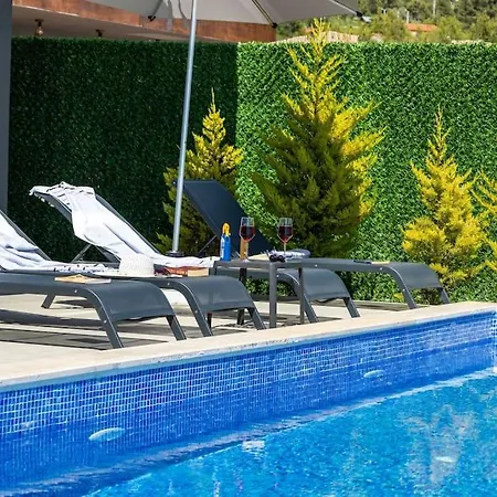 Villa Doga Icerisinde Lueks Rose Kaş